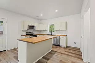 831 W Owing St, Denison, TX 75020 - Photo 14