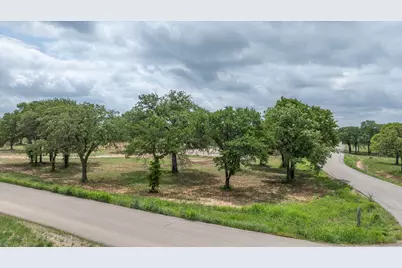 801 Purselley Pass, Weatherford, TX 76087 - Photo 4