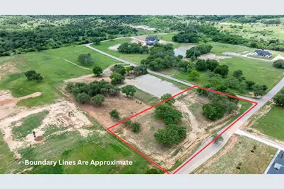 801 Purselley Pass, Weatherford, TX 76087 - Photo 2