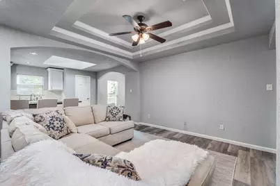 233 Willow Ridge Road, Fort Worth, TX 76103 - Photo 8