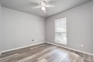 233 Willow Ridge Rd, Fort Worth, TX 76103 - Photo 4