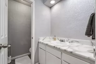 233 Willow Ridge Rd, Fort Worth, TX 76103 - Photo 26