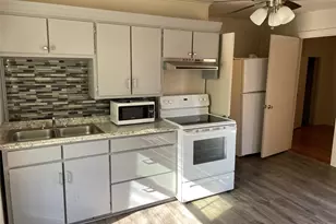 1303 Fannin St, Denton, TX 76201 - Photo 22