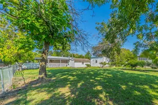 302 N Main St, Ector, TX 75439 - Photo 26