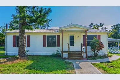 302 N Main Street, Ector, TX 75439 - Photo 1