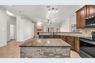 914 Randall Road, Weatherford, TX 76087 - Photo 16