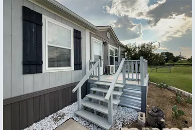 1048 Fm 934, Blum, TX 76627 - Photo 16