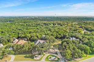 1092 Century Oaks Dr, China Spring, TX 76633 - Photo 8