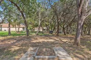 1092 Century Oaks Dr, China Spring, TX 76633 - Photo 38