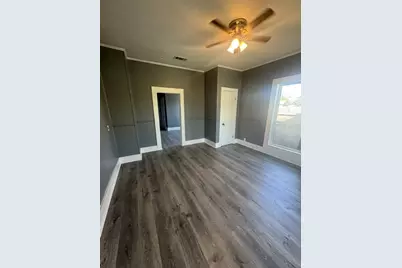 209 N Abbott Street #B, Hillsboro, TX 76645 - Photo 8