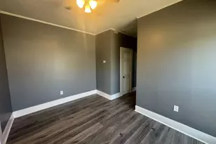 209 N Abbott St, Hillsboro, TX 76645 - Photo 14