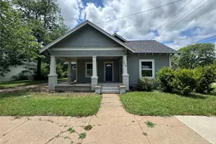 209 N Abbott St, Hillsboro, TX 76645 - Photo 1