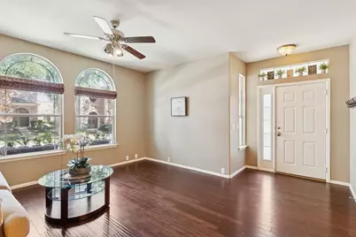 516 Legends Drive, Lewisville, TX 75057 - Photo 2