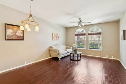 516 Legends Drive, Lewisville, TX 75057 - Photo 4