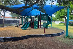 304 E Clover Park Dr, Fort Worth, TX 76140 - Photo 34