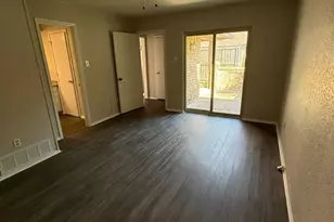 7412 Lemonwood Ln, Fort Worth, TX 76133 - Photo 4