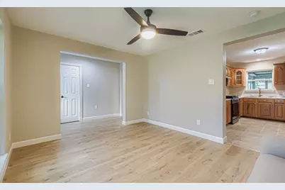 110 W Marguerita Drive, Garland, TX 75040 - Photo 4