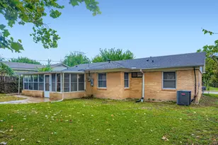 110 W Marguerita Dr, Garland, TX 75040 - Photo 20