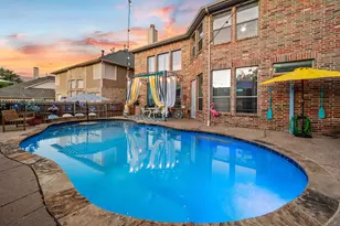 3917 Autumn Ln, Bedford, TX 76021 - Photo 1