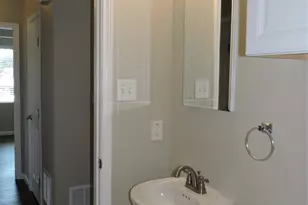 11927 Hoblitzelle Dr, Dallas, TX 75243 - Photo 18