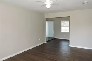 11927 Hoblitzelle Dr, Dallas, TX 75243 - Photo 4