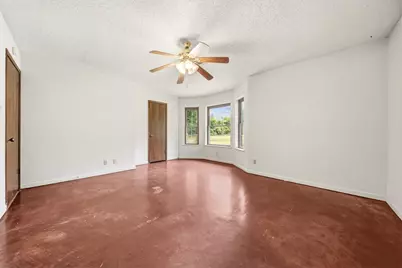 821 E Stegall Road, Robinson, TX 76706 - Photo 22