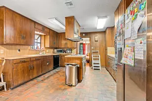 821 E Stegall Rd, Robinson, TX 76706 - Photo 16