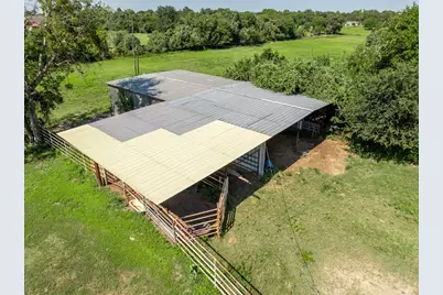 821 E Stegall Road, Robinson, TX 76706 - Photo 32