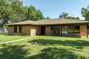 821 E Stegall Rd, Robinson, TX 76706 - Photo 4