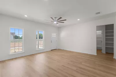 103 Hill Shadow Lane, Whitney, TX 76692 - Photo 6