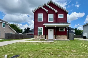 3322 Pickett St, Greenville, TX 75401 - Photo 2