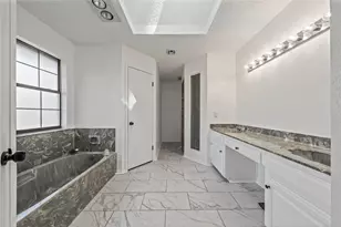 215 Lajuana Dr, Waco, TX 76705 - Photo 18