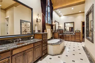 6725 Northwood Rd, Dallas, TX 75225 - Photo 10