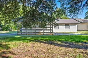 2251 Hartline Dr, Dallas, TX 75228 - Photo 2