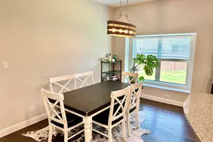 246 Ovaletta Dr, Justin, TX 76247 - Photo 8