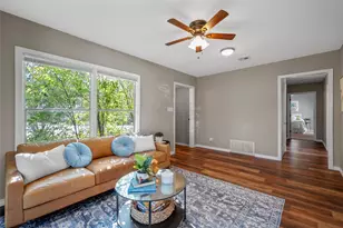 1201 W 11th St, McGregor, TX 76657 - Photo 4