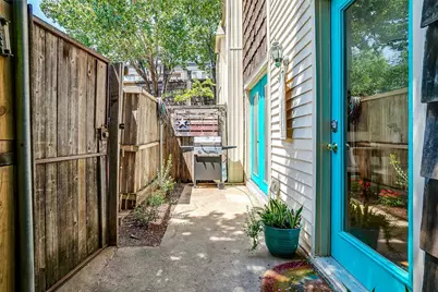 2710 Douglas Avenue #114, Dallas, TX 75219 - Photo 36