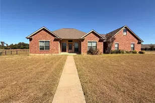 2429 Pecan Springs Rd, Cleburne, TX 76031 - Photo 1