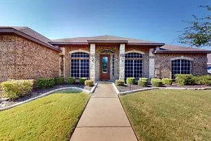 1325 Canary Ln, Forney, TX 75126 - Photo 1