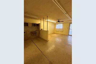 421 N 3rd Street, Jacksboro, TX 76458 - Photo 8