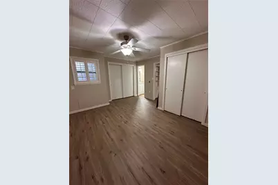 421 N 3rd Street, Jacksboro, TX 76458 - Photo 14