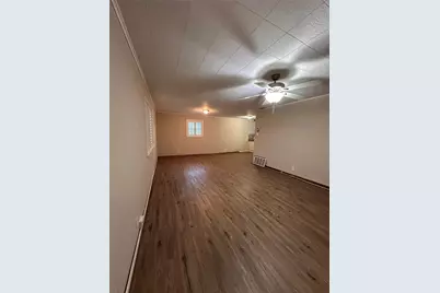 421 N 3rd Street, Jacksboro, TX 76458 - Photo 20