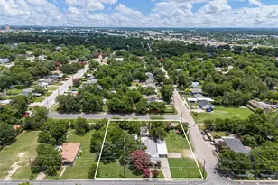 1320 S 26th St, Waco, TX 76706 - Photo 2