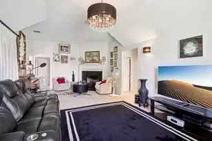 10608 Rancho Viejo Way, Fort Worth, TX 76036 - Photo 12