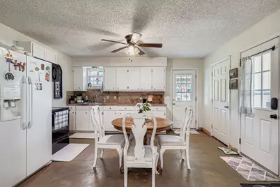 1305 Hutchins Lane, Reno, TX 76082 - Photo 4
