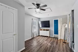 1304 E Lovers Ln, Arlington, TX 76010 - Photo 8