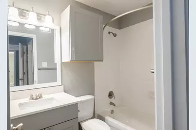 1900 Estrada Parkway, Irving, TX 75061 - Photo 8