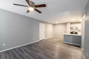 1900 Estrada Pkwy, Irving, TX 75061 - Photo 10