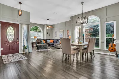 423 Clayton Street, Grand Prairie, TX 75052 - Photo 8