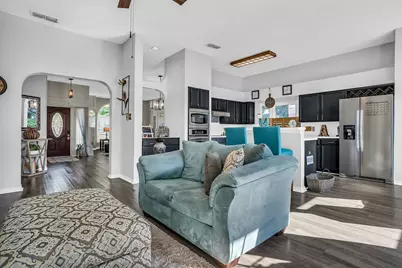 423 Clayton Street, Grand Prairie, TX 75052 - Photo 10